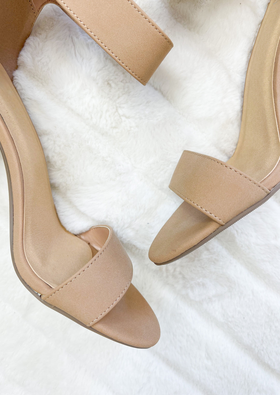 Guess Who Heel - Nude